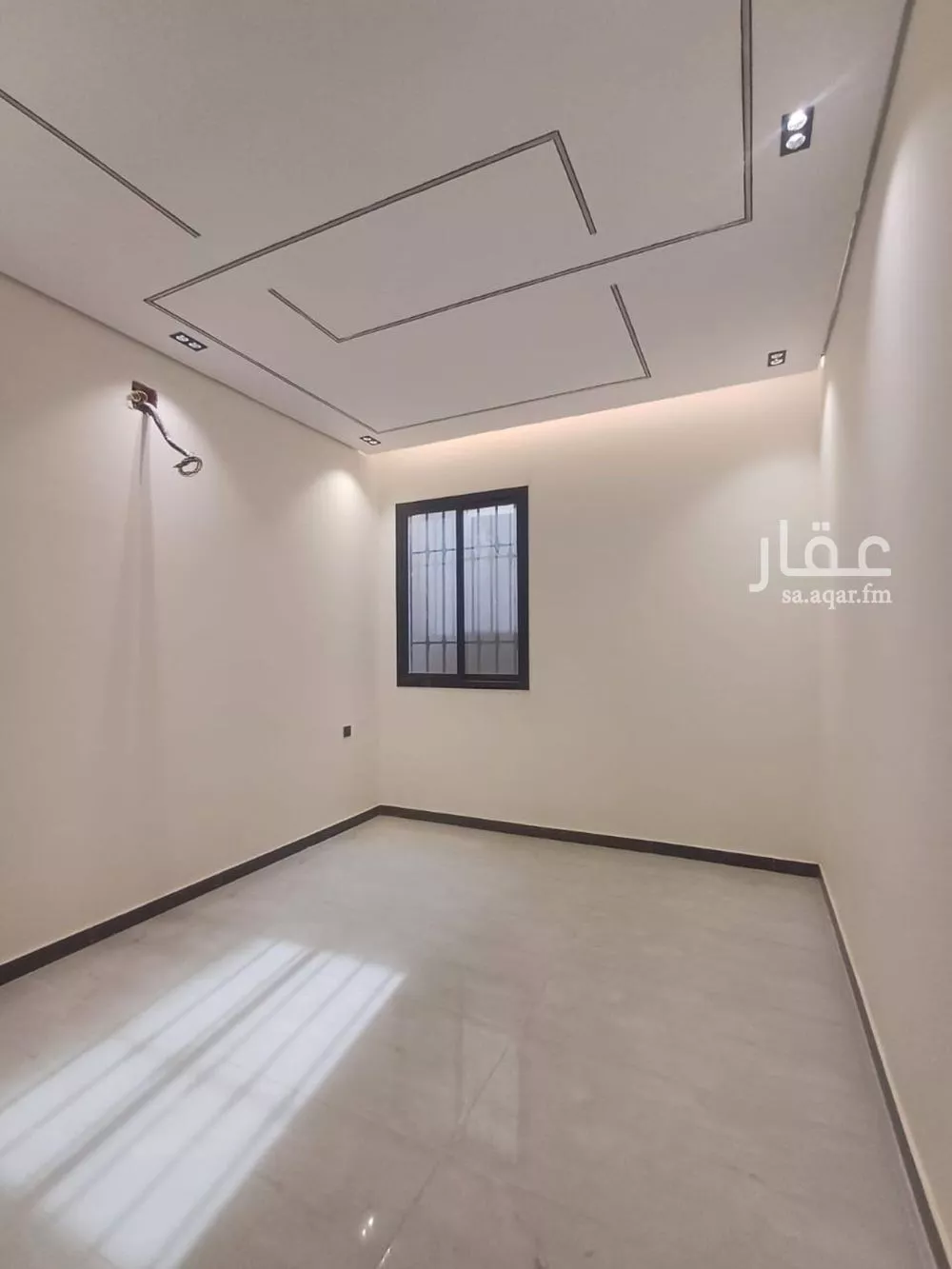 دور للبيع في شارع رقم 73, حي الندوة, مدينة الرياض, منطقة الرياض 1 صورة