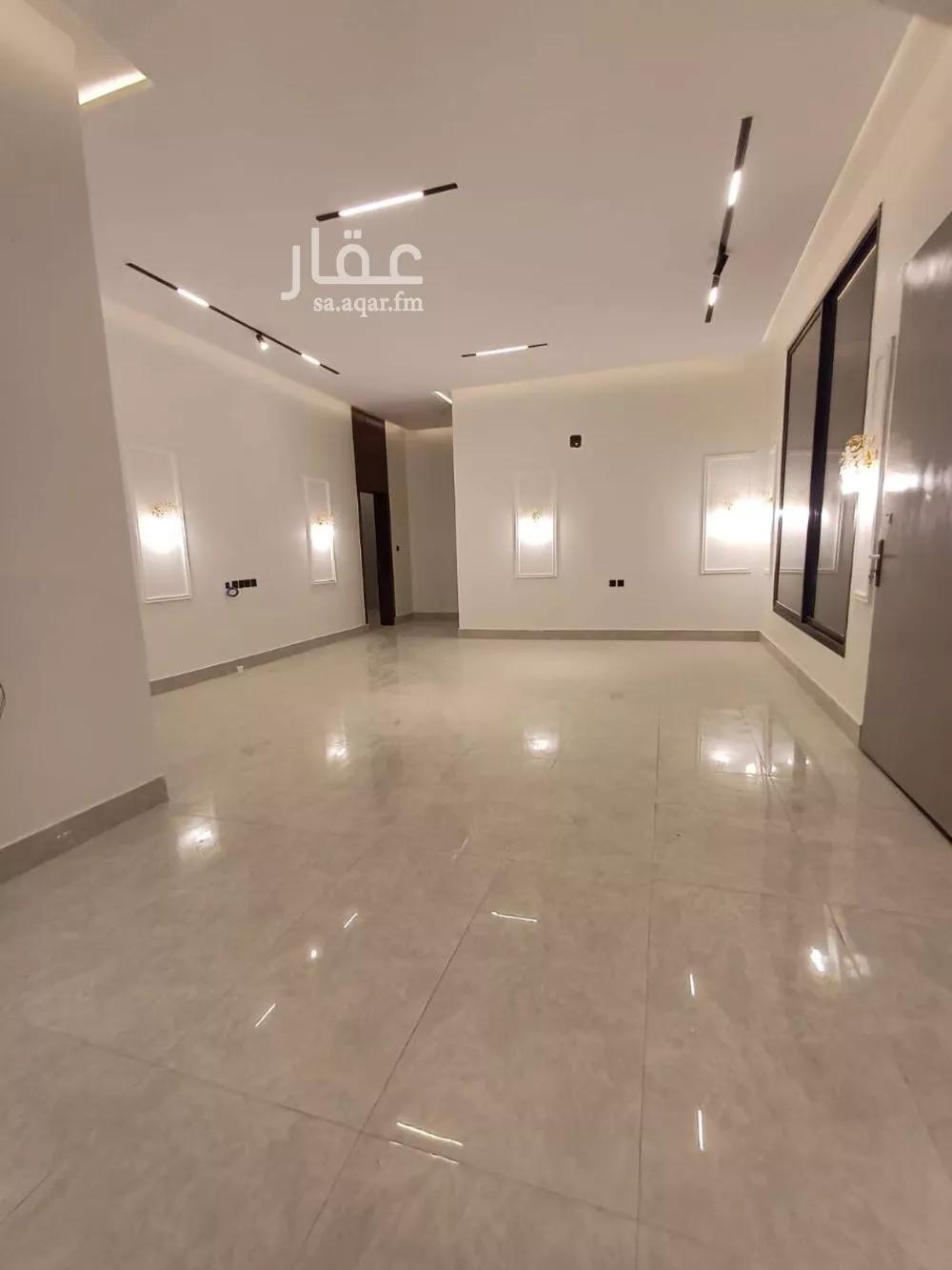 فيلا للبيع في شارع جارالله بن ظهيرة, حي الرمال, مدينة الرياض, منطقة الرياض 1 صورة