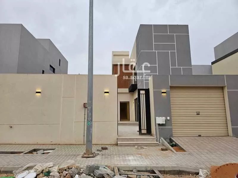 فيلا للبيع في شارع عبدالله بن أبي القاسم, حي البيان, الرياض 1 صورة