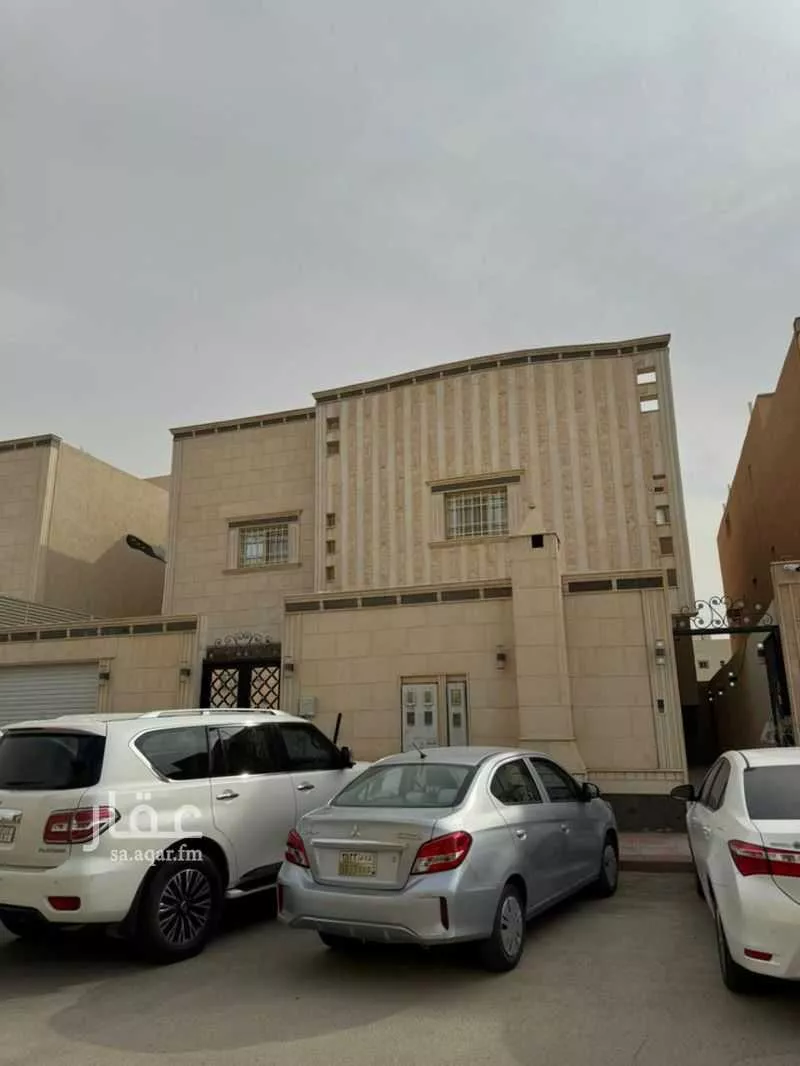 فيلا للبيع في شارع رقم 355, حي ظهرة لبن, مدينة الرياض, منطقة الرياض 1 صورة