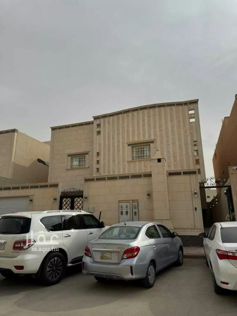 فيلا للبيع في شارع رقم 355, حي ظهرة لبن, مدينة الرياض, منطقة الرياض 1 صورة