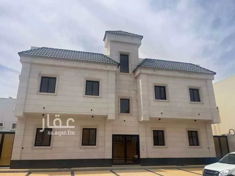 عمارة للبيع في شارع المنذر بن صخر, حي الراكة الشمالية, مدينة الدمام, المنطقة الشرقية 1 صورة