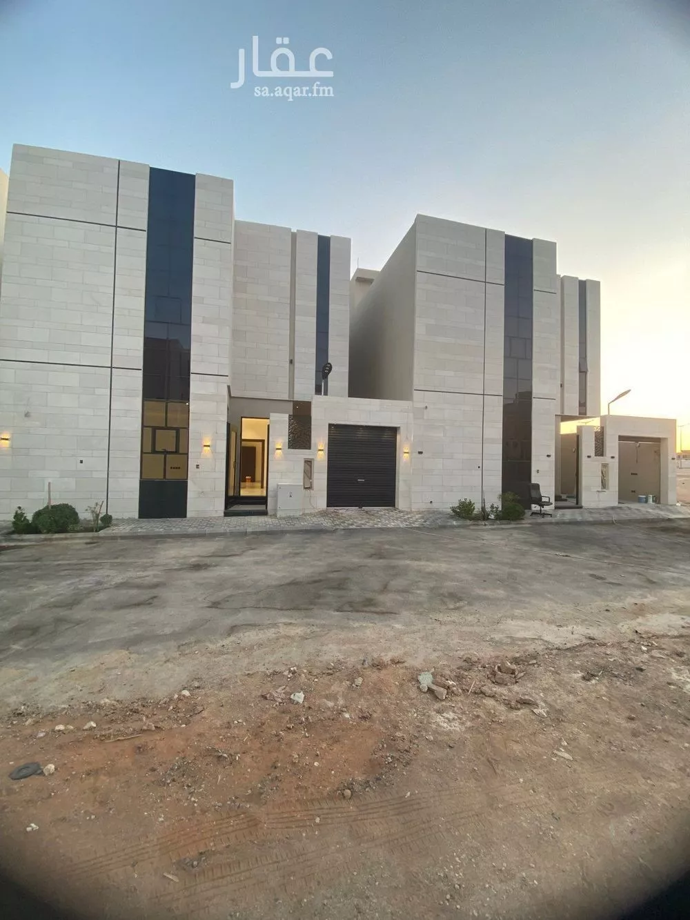فيلا للبيع في شارع فؤاد محمد عمر توفيق, حي المهدية, مدينة الرياض, منطقة الرياض 1 صورة
