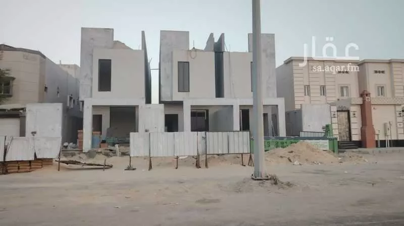 فيلا للبيع في شارع الرحمة, حي العقيق, مدينة الخبر, المنطقة الشرقية 1 صورة