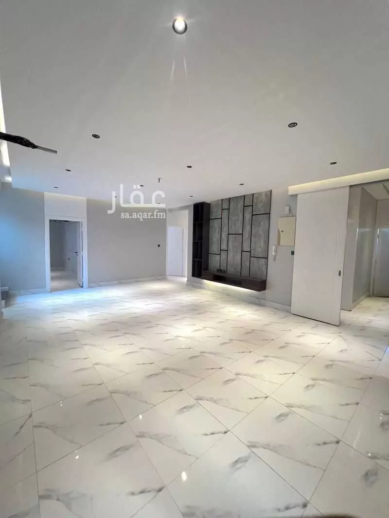 فيلا للبيع في شارع أبو الفضل البيهقي, حي الصفاء, مدينة تبوك, منطقة تبوك 1 صورة