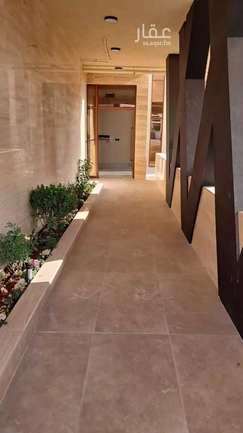 مكتب تجاري للإيجار في شارع الامير سعود ابن عبدالله ابن جلوي, حي النرجس, مدينة الرياض, منطقة الرياض 1 صورة