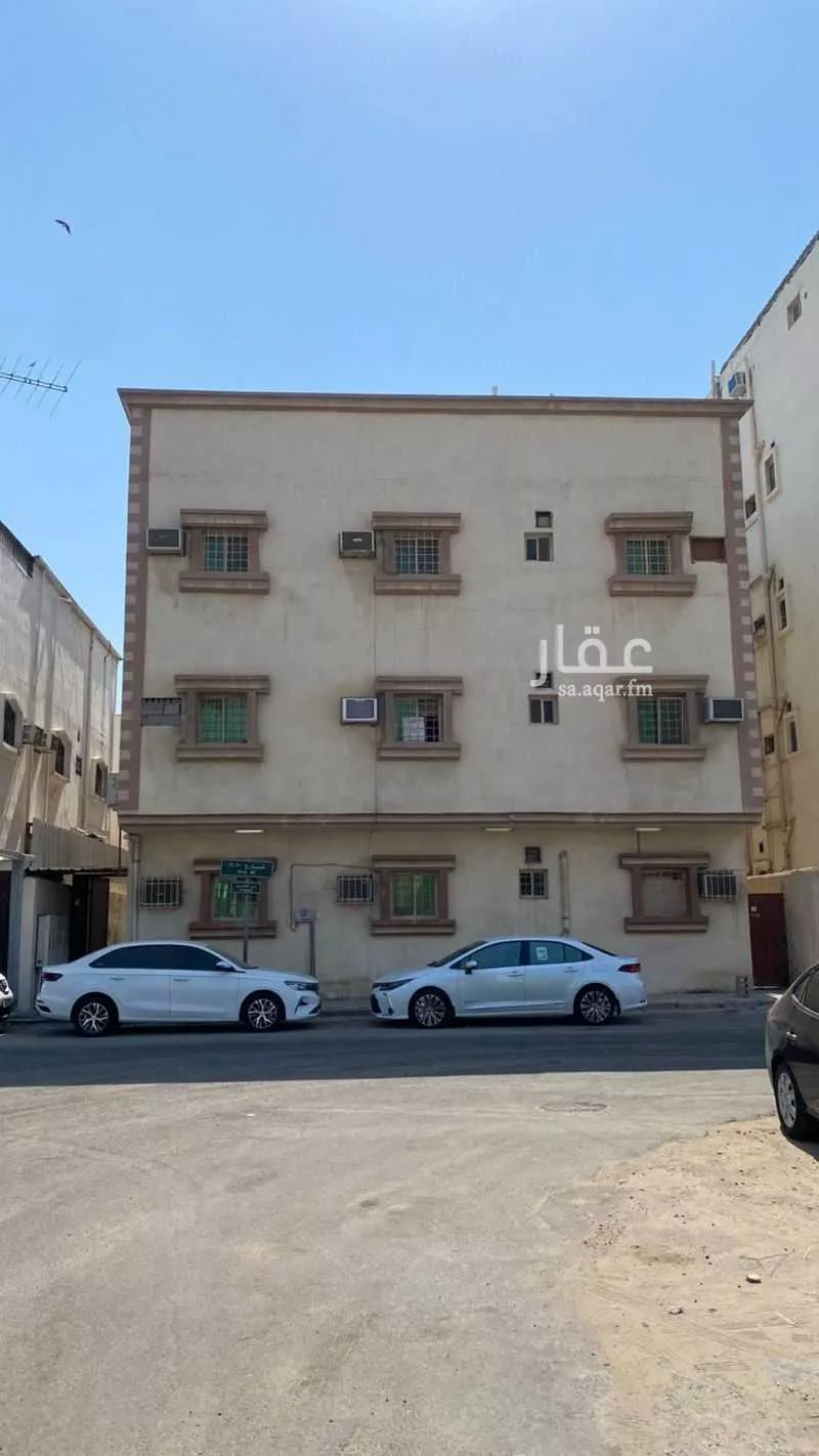 عمارة للبيع في شارع 10أ, حي القادسية, مدينة الدمام, المنطقة الشرقية 1 صورة