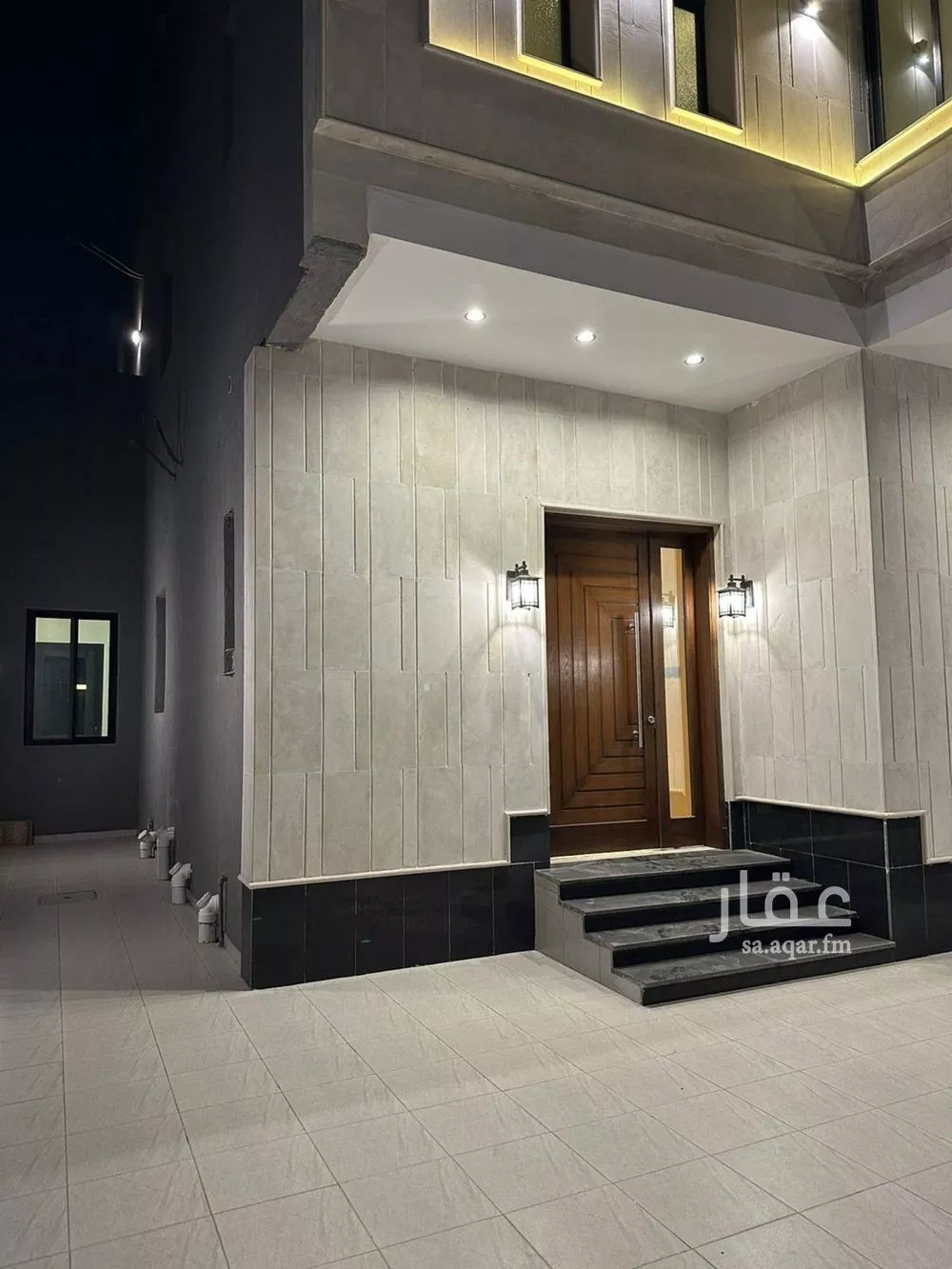 فيلا للبيع في شارع سيدة العز, حي الصواري, مدينة جدة, منطقة مكة المكرمة 1 صورة