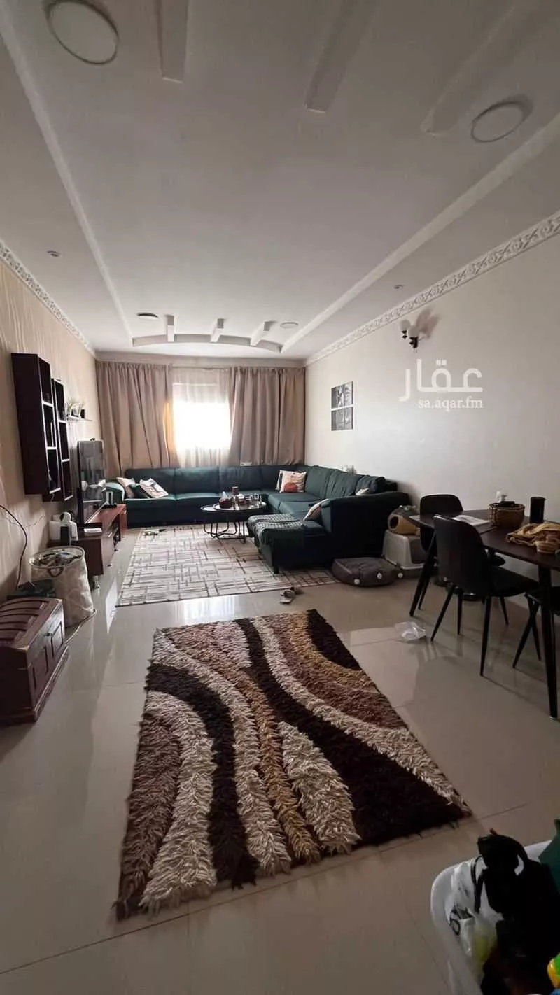 دور للبيع في شارع انسة ابن الحبشي ، الدرب ، الدرب 1 صورة