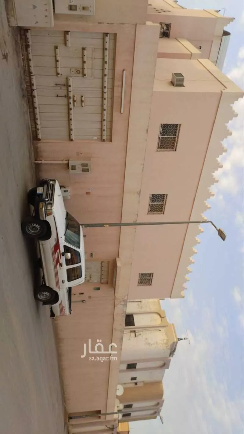 فيلا للبيع في شارع عنبسة المهري, حي السويدي, مدينة الرياض, منطقة الرياض 1 صورة