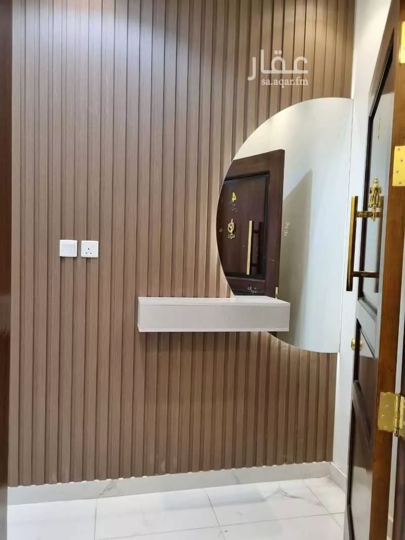 شقة للبيع في شارع ابو موسى الفارسي, حي عين الخيف, مدينة المدينه المنوره, منطقة المدينة المنورة 1 صورة
