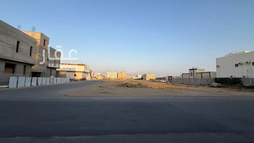 أرض للبيع في شارع الخطه, حي المكرمية, مدينة صامطة, منطقة جازان 1 صورة