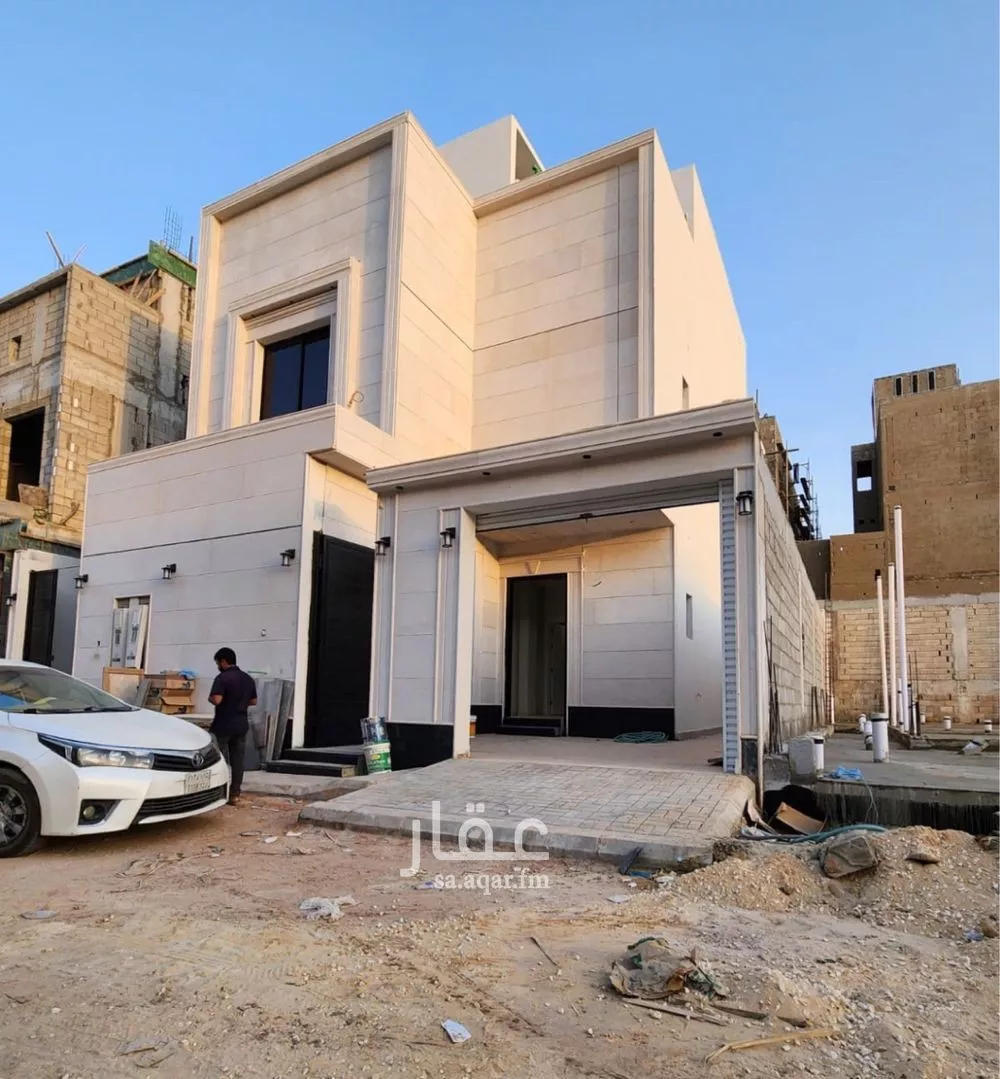 فيلا للبيع في شارع الحسين بن رواحة, حي الرمال, مدينة الرياض, منطقة الرياض 1 صورة