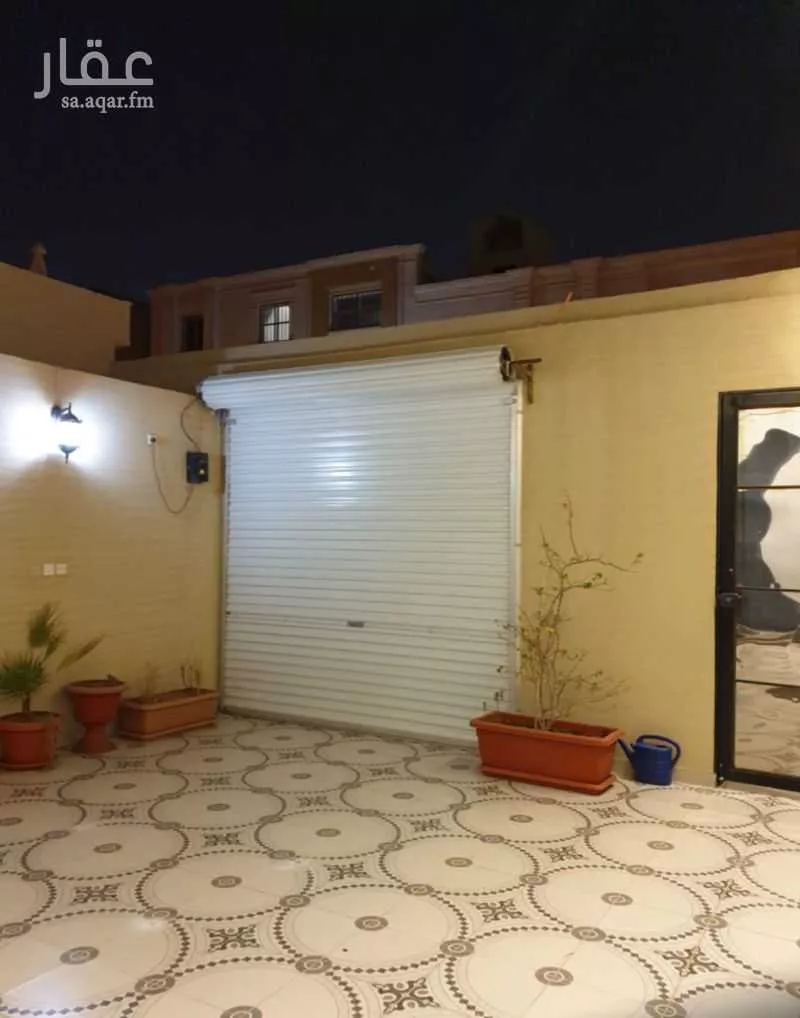 فيلا للبيع في شارع ابن الرقيق القيرواني, حي القادسية, مدينة الرياض, منطقة الرياض 1 صورة