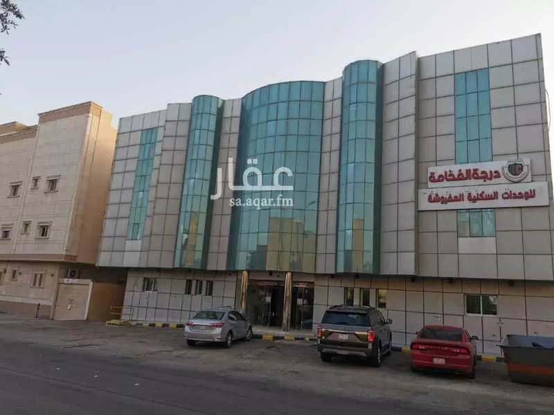 عمارة للبيع في شارع عنيزة ، حي الروابي ، الرياض ، منطقة الرياض 1 صورة
