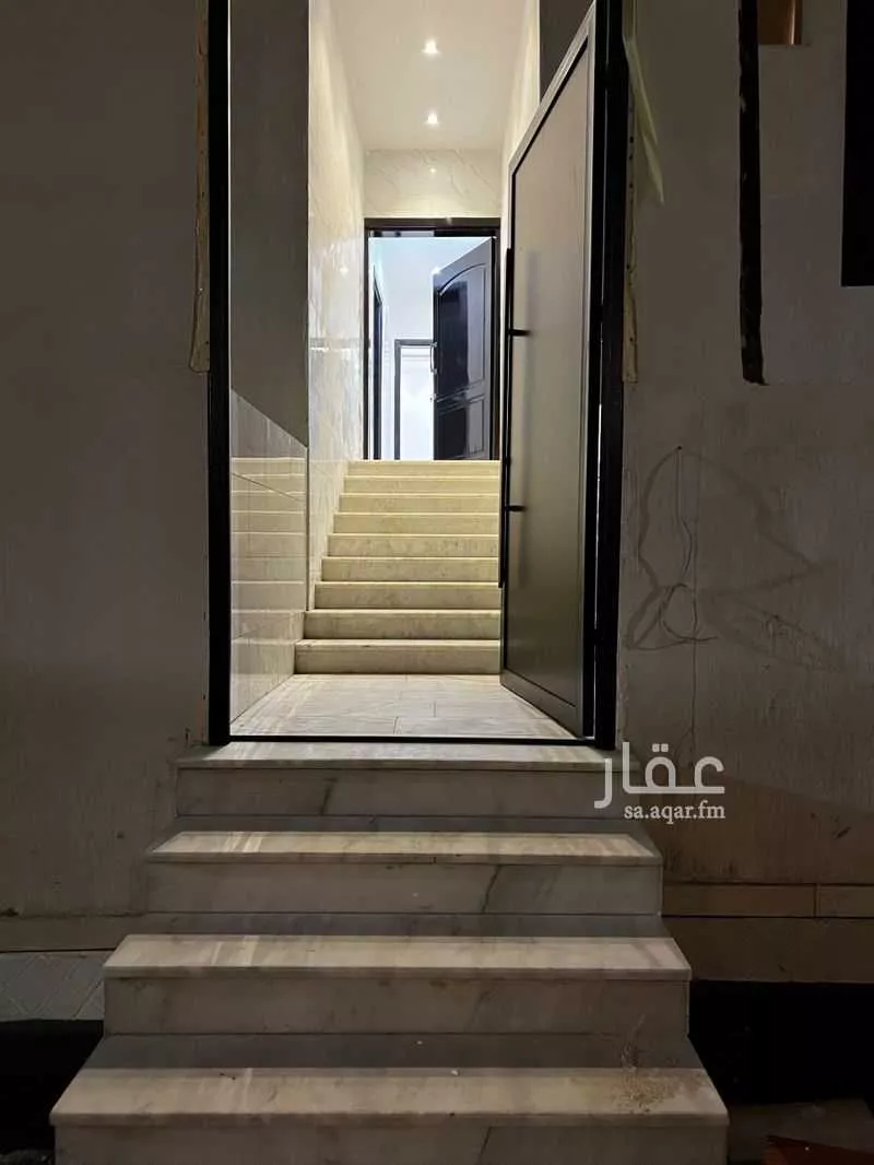 شقة للبيع في شارع سويد بن النعمان الخزرجي, حي الرانوناء, مدينة المدينه المنوره, منطقة المدينة المنورة 1 صورة