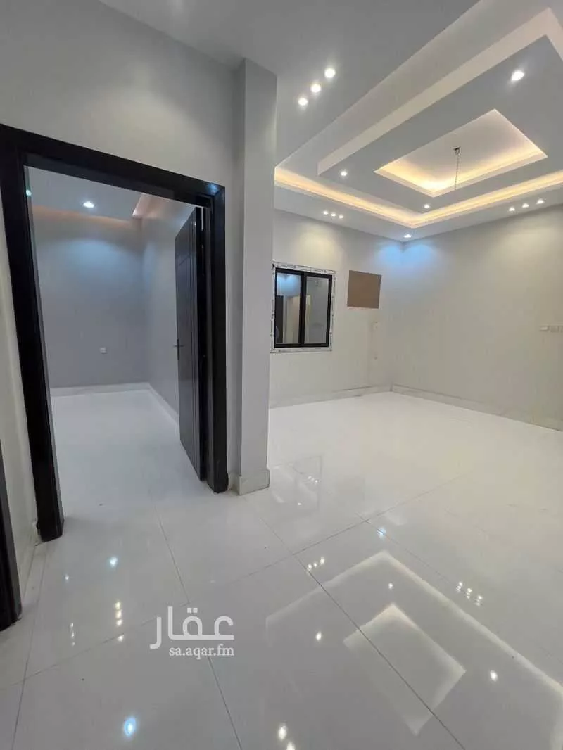 عمارة للبيع في شارع يحيىى بن محمد الشيباني, حي ورقان, مدينة المدينة المنورة, منطقة المدينة المنورة 1 صورة