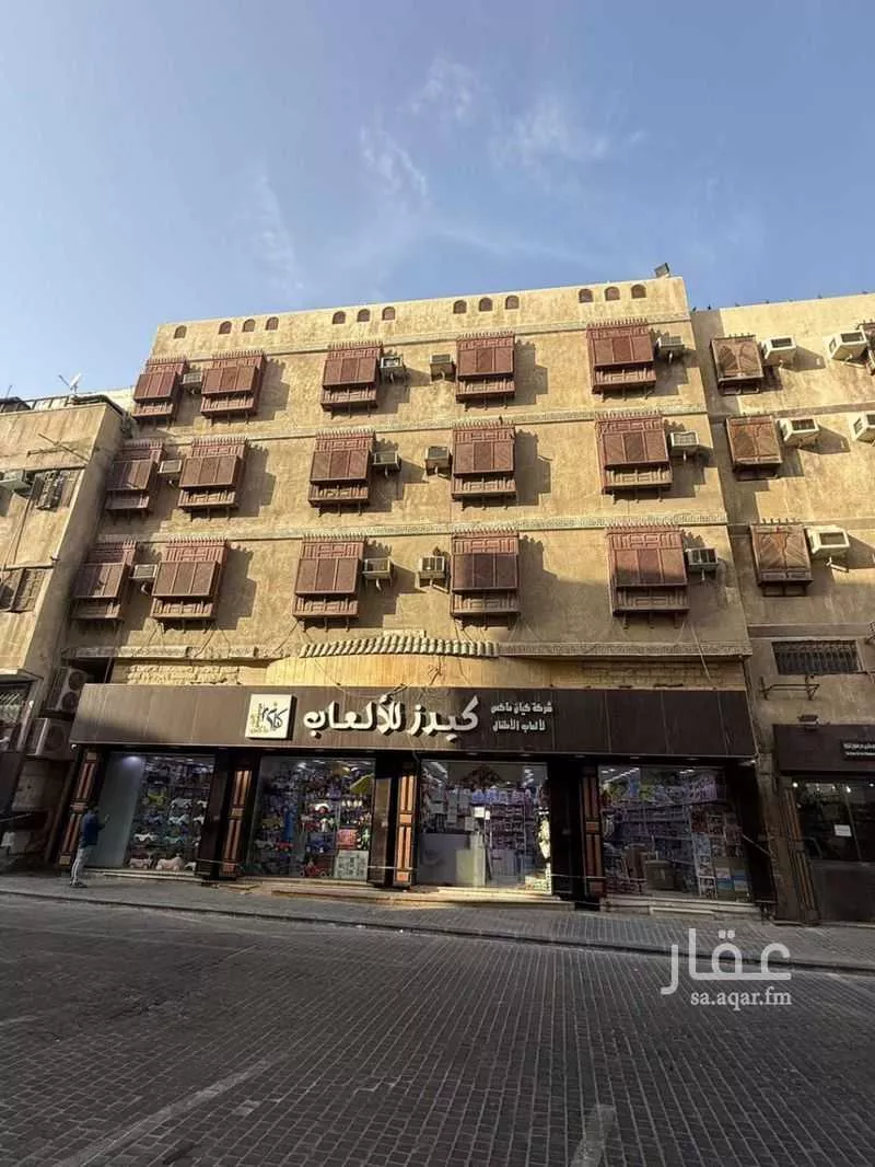 عمارة للبيع في شارع الاسد, حي البلد, مدينة جدة, منطقة مكة المكرمة 1 صورة