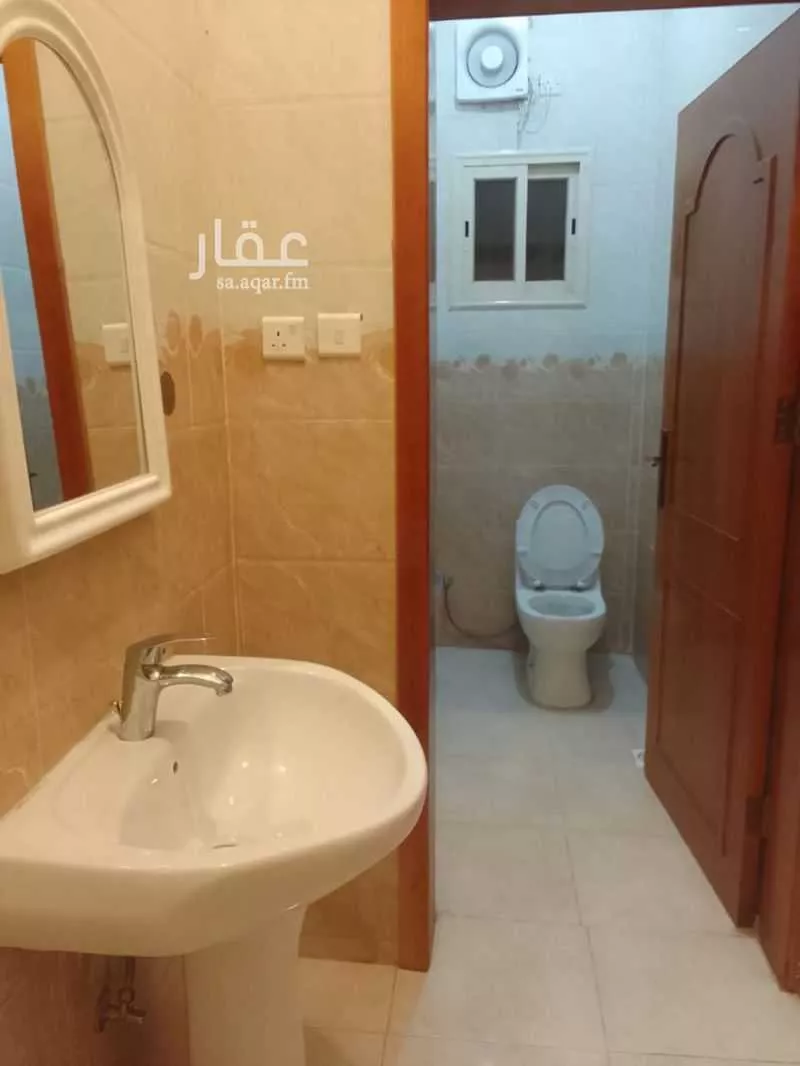 شقة للإيجار في شارع عبدالرحمن ابن قيظي ابن قيس, حي المصيف, مدينة خميس مشيط, منطقة عسير 1 صورة