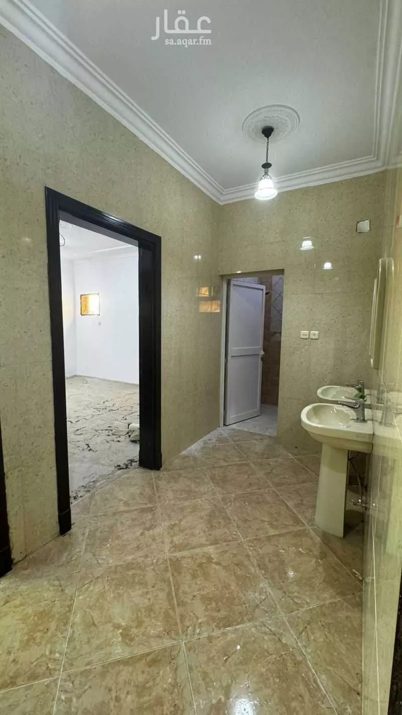 شقة للإيجار في شارع ابن حزم, حي العريجاء الغربي, مدينة الرياض, منطقة الرياض 1 صورة