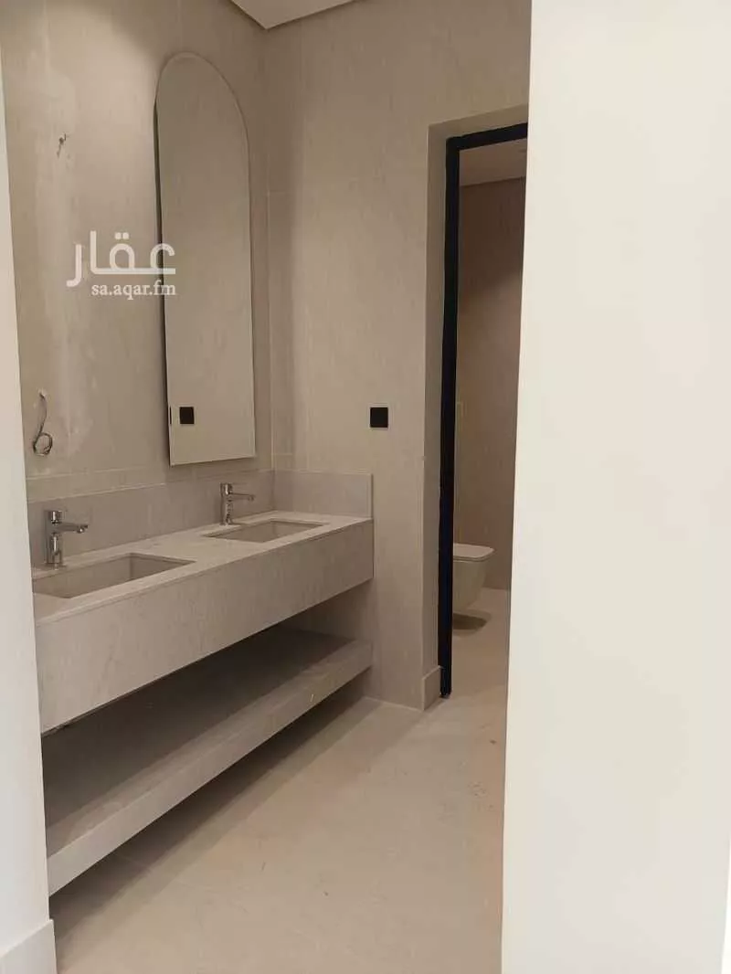 فيلا للبيع في شارع بشير بن الحارث ، حي الأمواج ، الخبر ، الخبر 1 صورة