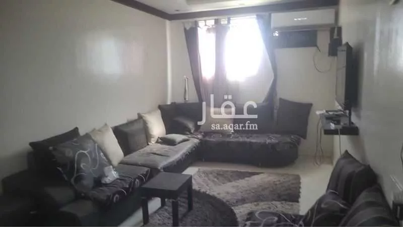 شقة للبيع في شارع القادسية ، حي بدر ، الرياض ، منطقة الرياض 1 صورة