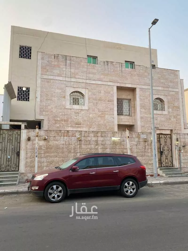 فيلا للبيع في شارع جعفر بن عمرو, حي السامر, مدينة جدة, منطقة مكة المكرمة 1 صورة