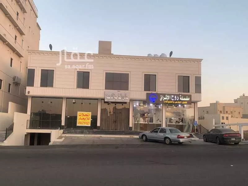 محل للإيجار في شارع الردف ، المحالة ، منطقة عسير 1 صورة