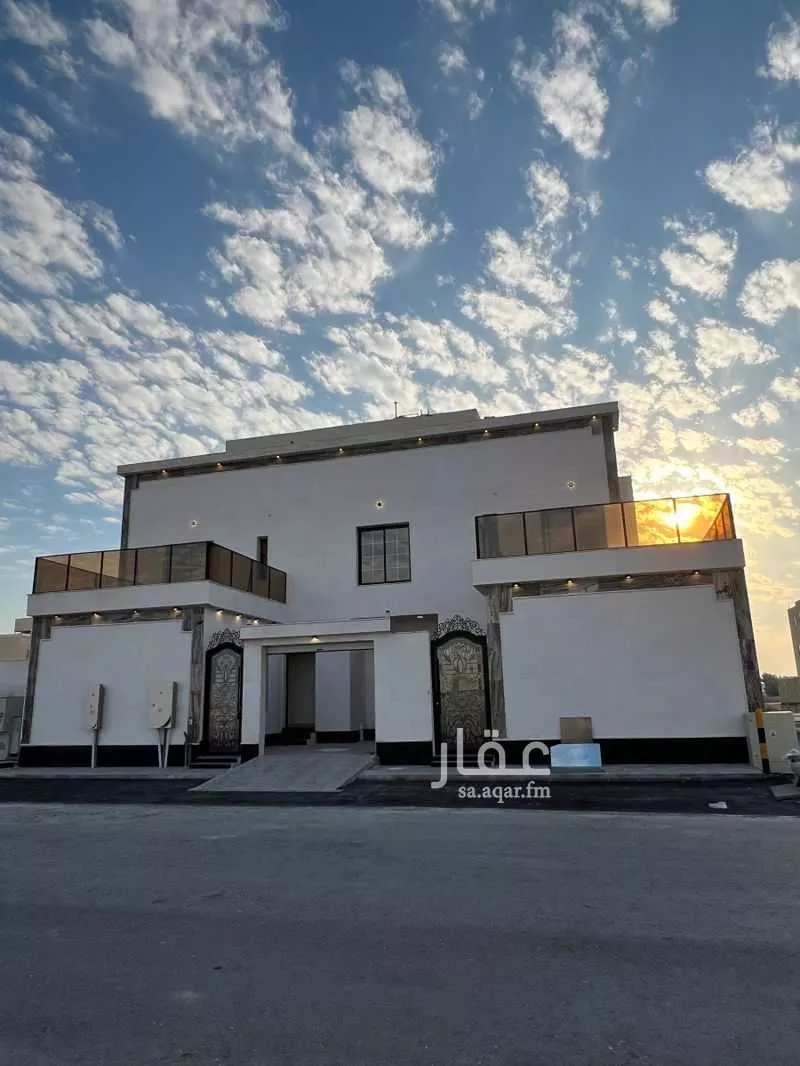 فيلا للبيع في شارع اشبيليه 65, حي العزيزية, مدينة الجبيل, المنطقة الشرقية 1 صورة