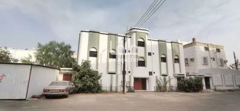 عمارة للبيع في شارع الخليج 2, حي الخليج, مدينة احد رفيده, منطقة عسير 1 صورة
