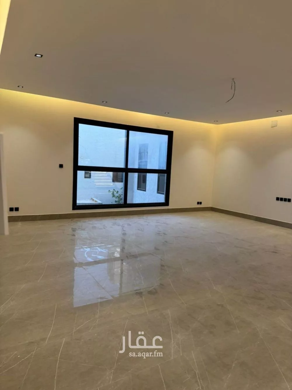 فيلا للبيع في شارع اسماء بنت مالك, حي عقرباء, مدينة امارة منطقة الرياض - الجبيله, منطقة الرياض 1 صورة