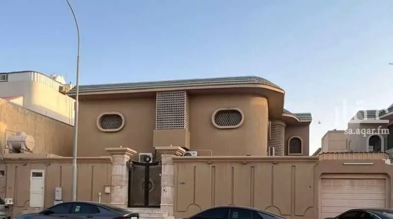 فيلا للبيع في شارع رمله بنت ابي سفيان, حي محاسن ارامكو الأول, مدينة الاحساء, المنطقة الشرقية 1 صورة