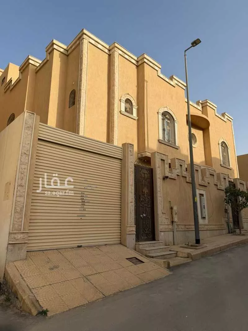 فيلا للإيجار في شارع ابن حديد, حي الربوة, مدينة الرياض, منطقة الرياض 1 صورة