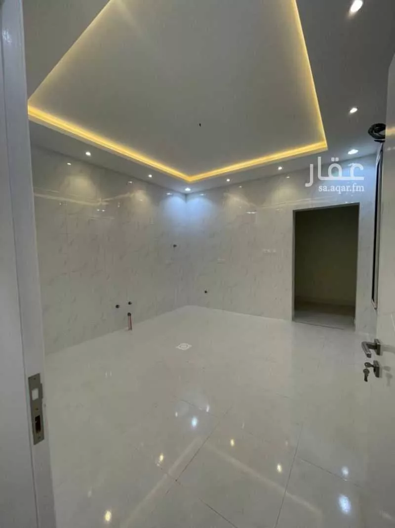 فيلا للبيع في شارع جبل الصقورية, حي الروابي, مدينة ابها, منطقة عسير 1 صورة