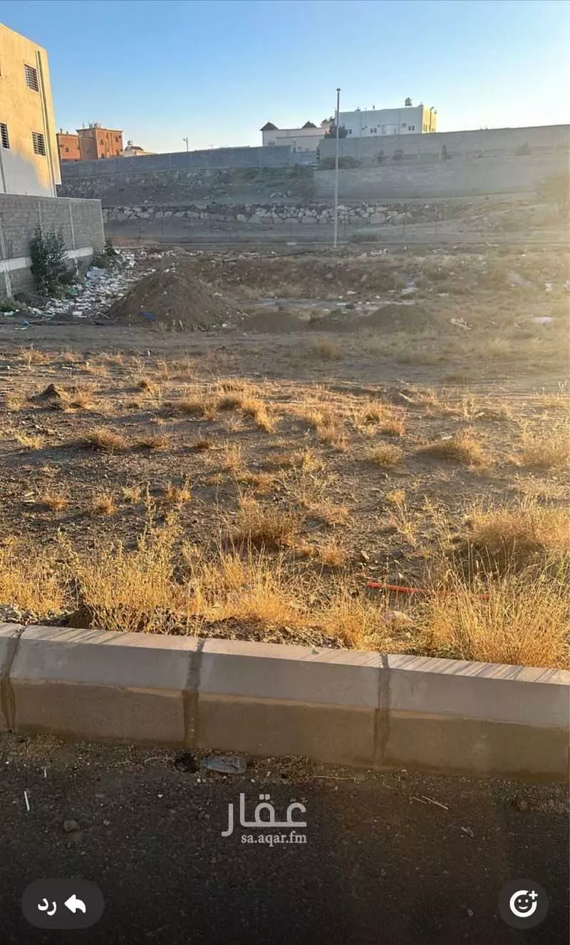 أرض للبيع في شارع سليمان بن عمرو, حي الجامعيين, مدينة خميس مشيط, منطقة عسير 1 صورة