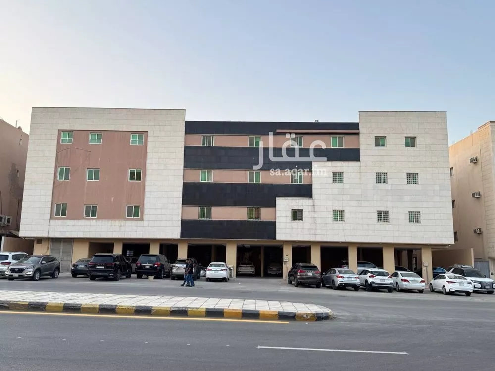 شقة للإيجار في شارع محمد بن عبدالعزيز الدغيثر, حي الملقا, مدينة الرياض, منطقة الرياض 1 صورة