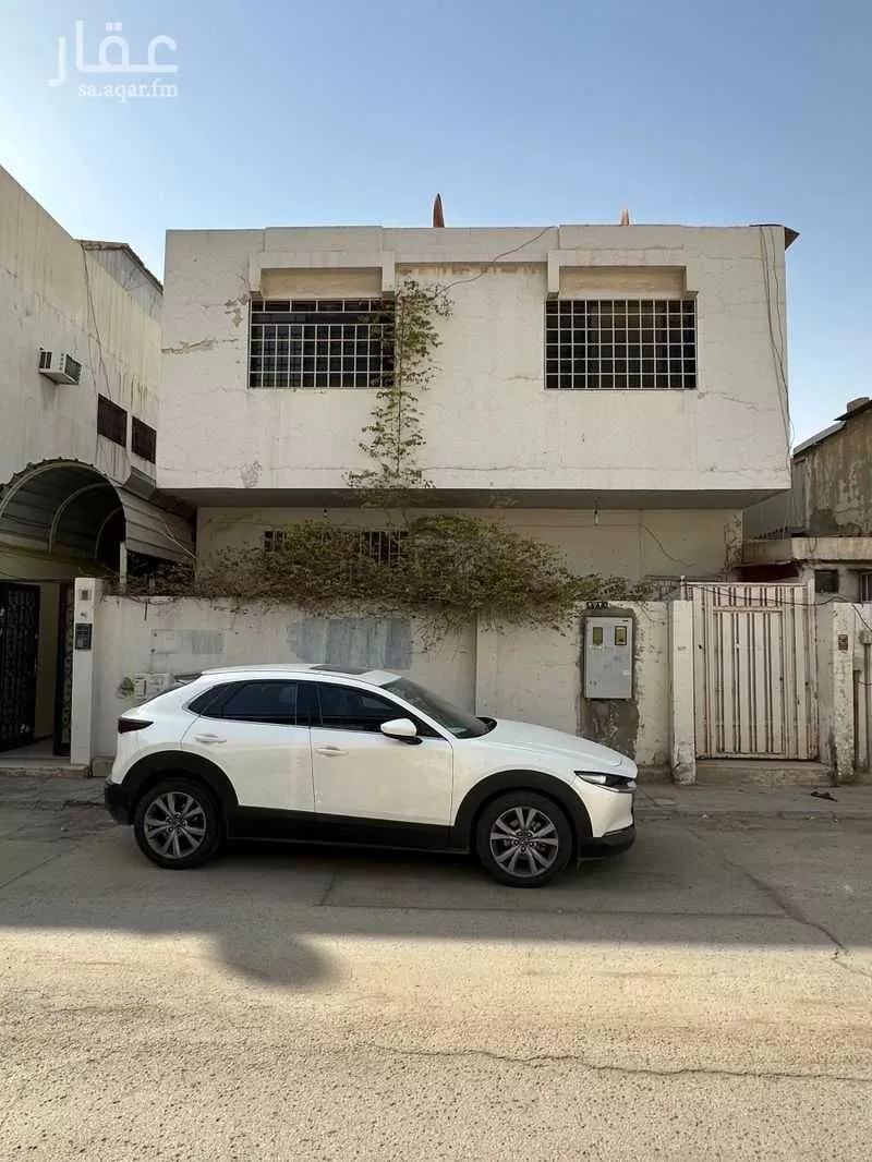 فيلا للإيجار في شارع عبدالكريم الرافعي, حي العليا, مدينة الرياض, منطقة الرياض 1 صورة