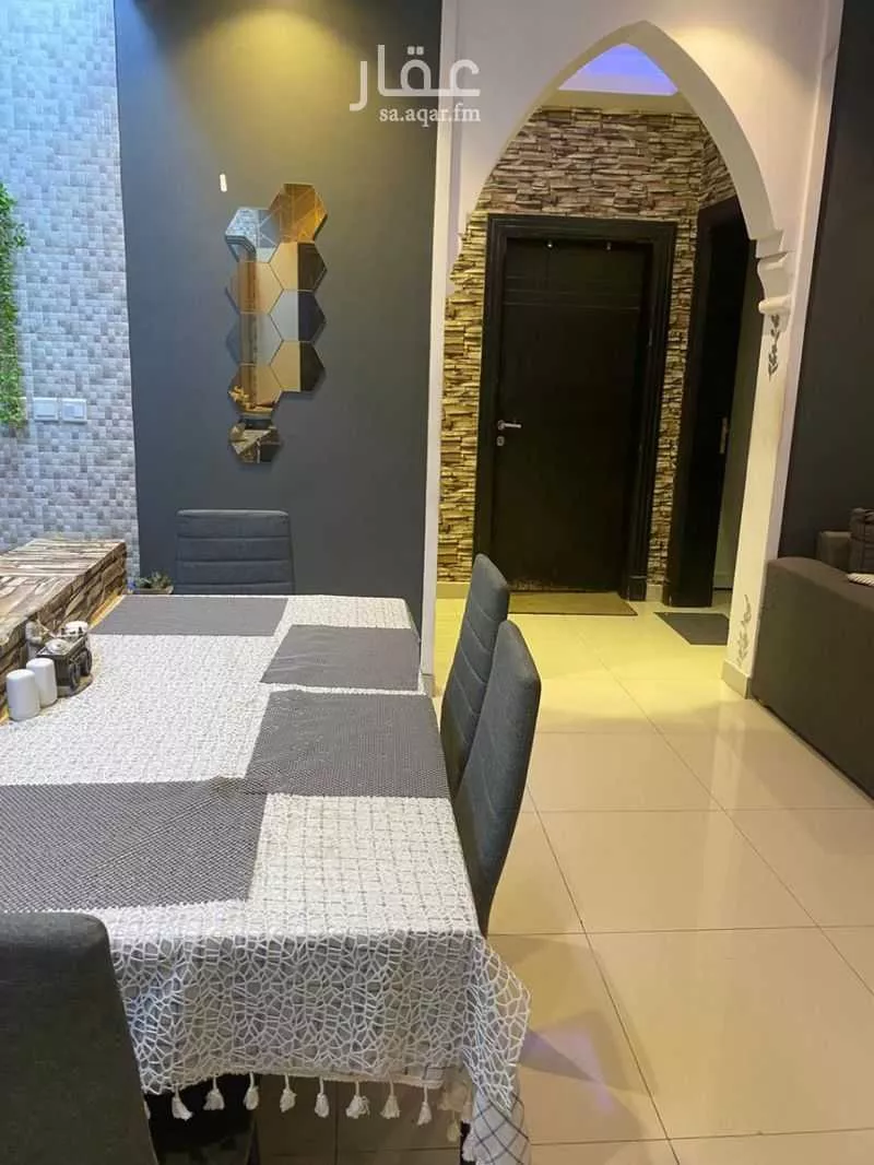 شقة للبيع في شارع عمر بن أبي بكر, حي عكاظ, مدينة الرياض, منطقة الرياض 1 صورة