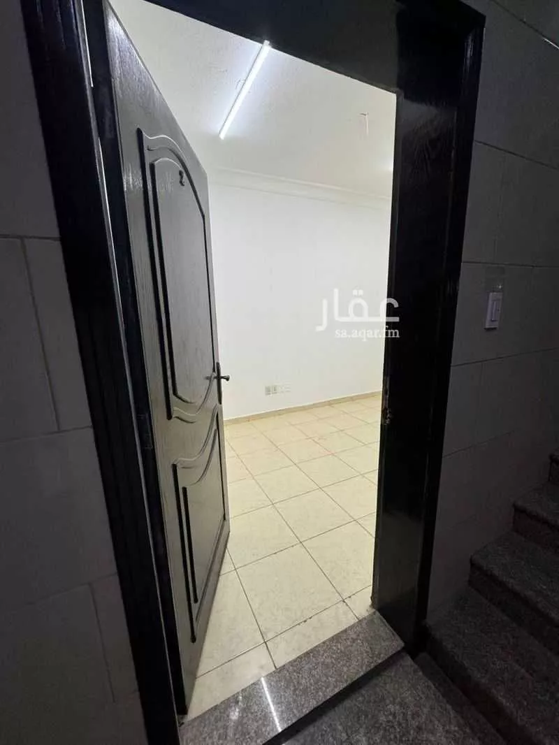 عمارة للإيجار في شارع الامير ناصر ابن عبدالعزيز, حي الخبرالشمالية, مدينة الخبر, المنطقة الشرقية 1 صورة