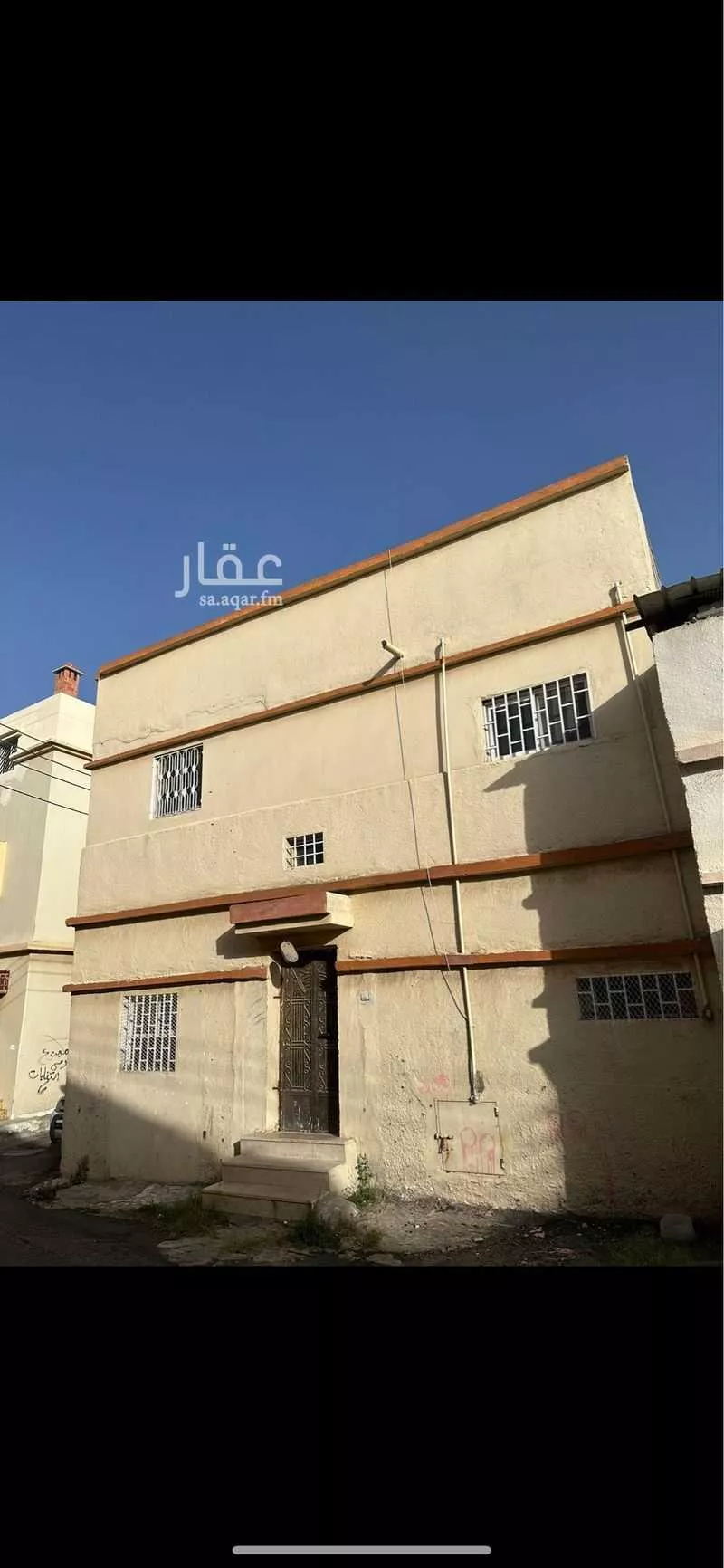 عمارة للبيع في شارع هند بنت ابي اميه, حي المنتزة, مدينة خميس مشيط, منطقة عسير 1 صورة