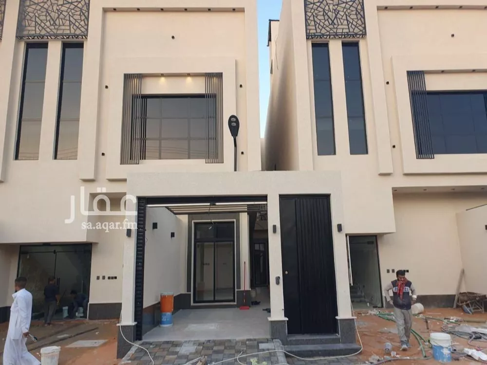 دور للبيع في شارع شارع نور الدين زكي, حي المروج, مدينة المزاحميه, منطقة الرياض 1 صورة