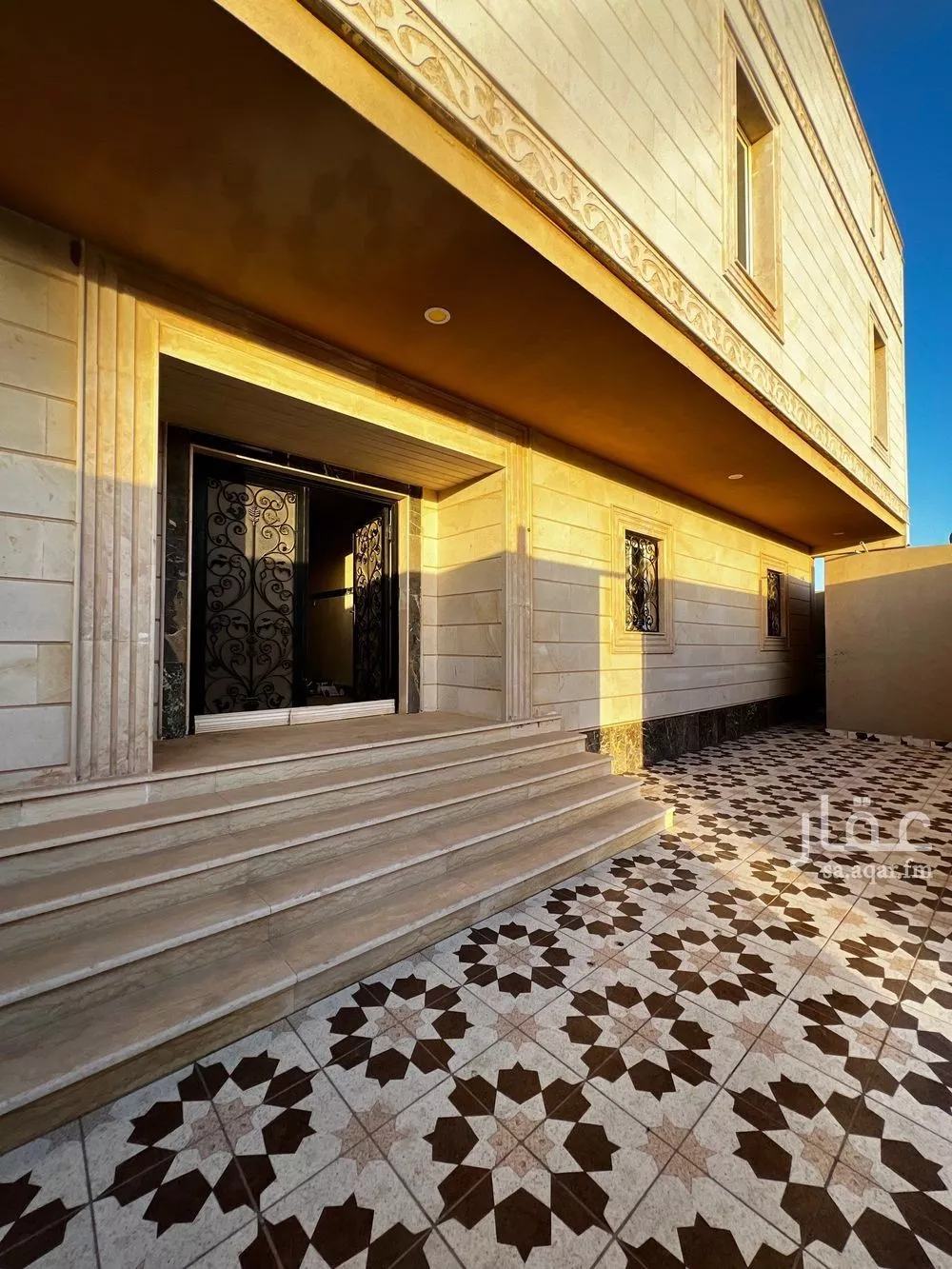 عمارة للبيع في شارع سريه عكاشه, حي النور, مدينة جدة, منطقة مكة المكرمة 1 صورة