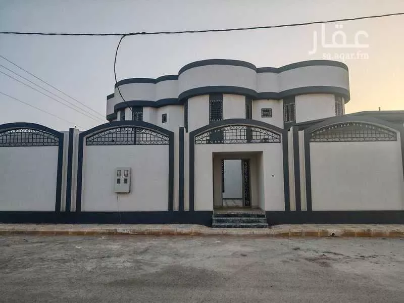 فيلا للبيع في شارع شارع دينار بن حيان, حي النهضة, مدينة الزلفى, منطقة الرياض 1 صورة