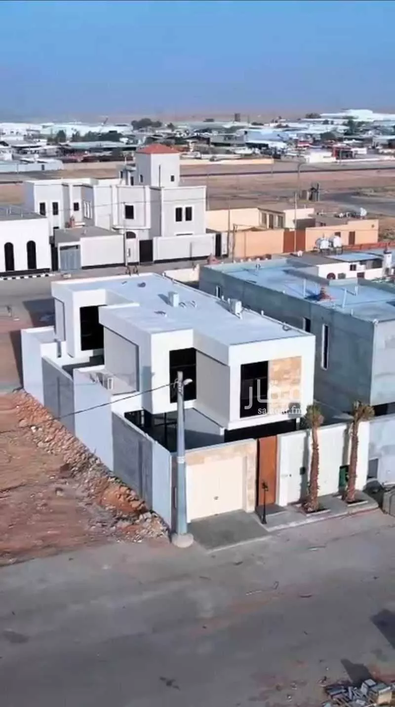 فيلا للبيع في شارع شارع الحسين بن يسار, حي النهضة, مدينة الزلفى, منطقة الرياض 1 صورة