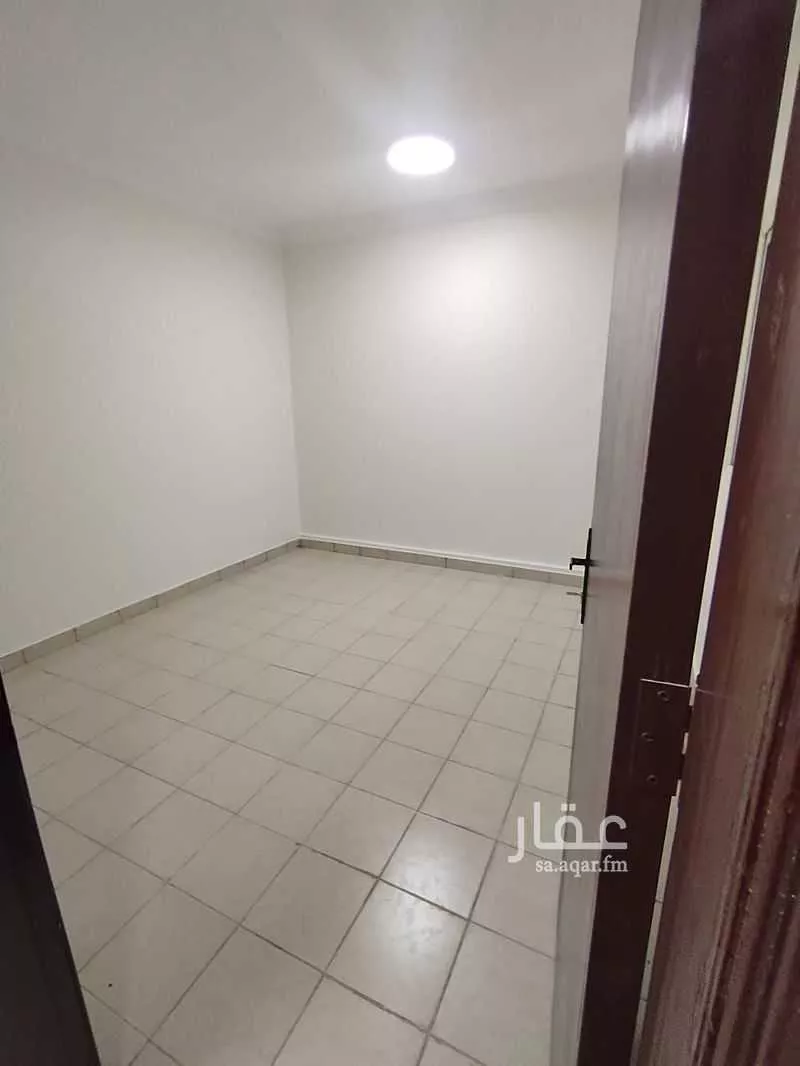 شقة للإيجار في شارع عبدالعزيز القاضي, حي الإزدهار, مدينة الرياض, منطقة الرياض 1 صورة