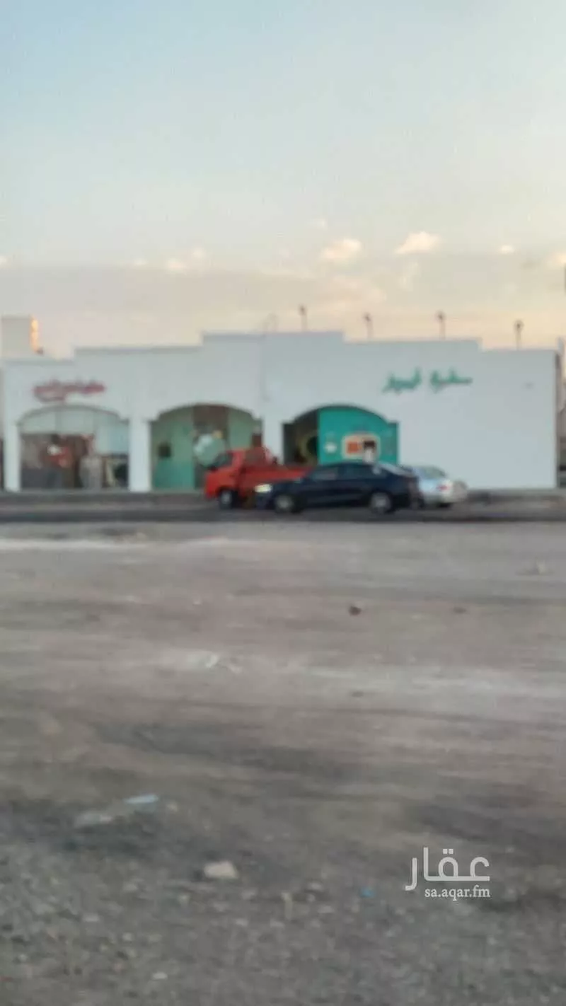 عمارة للبيع في شارع الترمذي, حي العزيزية, مدينة المدينه المنوره, منطقة المدينة المنورة 1 صورة