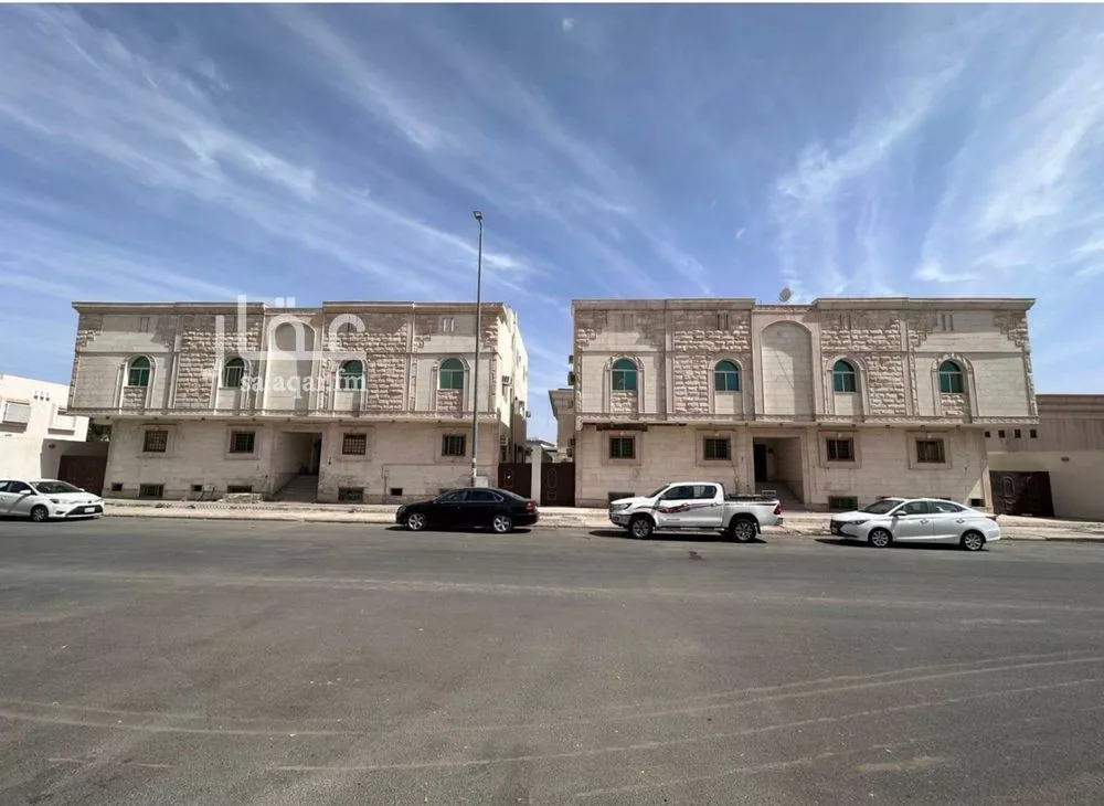 عمارة للبيع في شارع قبيصه ابن المخارق, حي بئر عثمان, مدينة المدينة المنورة, منطقة المدينة المنورة 1 صورة