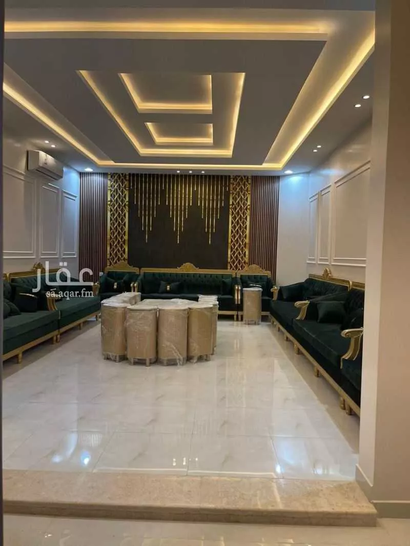 فيلا للبيع في شارع علي بن حسن الشويطر, حي المهدية, مدينة الرياض, منطقة الرياض 1 صورة