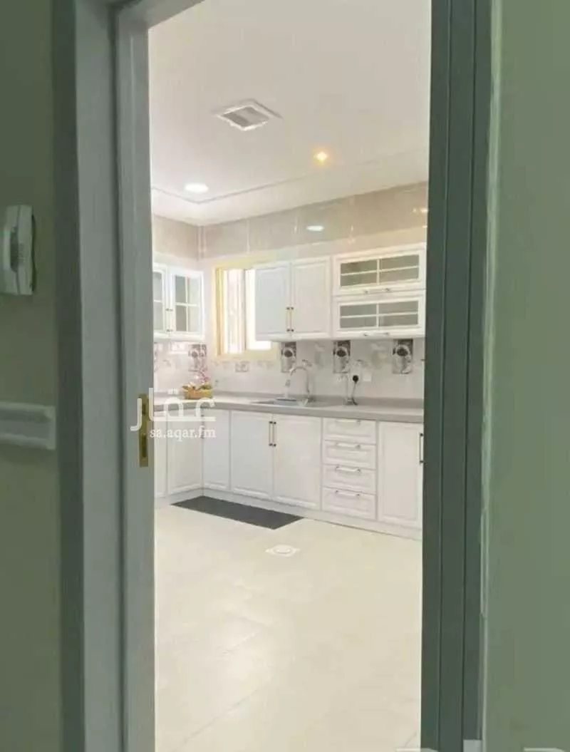 شقة للبيع في شارع ينبع ، حي ظهرة لبن ، الرياض ، الرياض 1 صورة