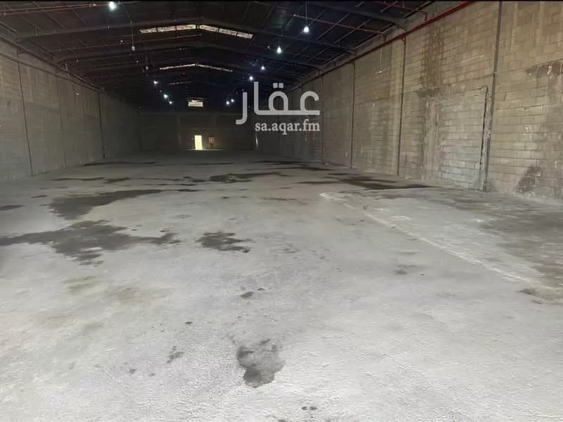 مستودع للإيجار في شارع قابس, حي السلي, مدينة الرياض, منطقة الرياض 1 صورة